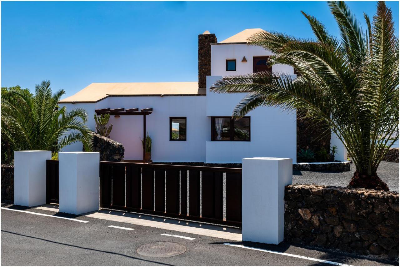 Villa-Mayo - Peaceful Paradise: Lajares Dream Vacation Esterno foto